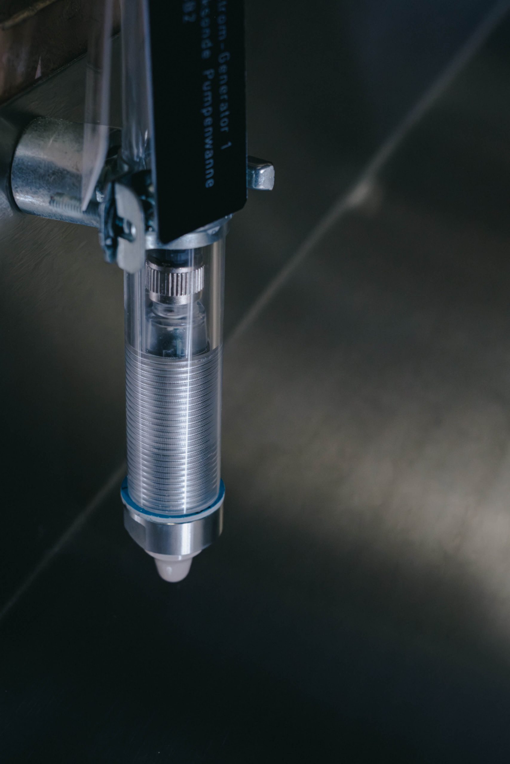 Leckwarnsysteme TUBEForce Trogen: All-in-One für Treibstoff- und Harnstoffsysteme.