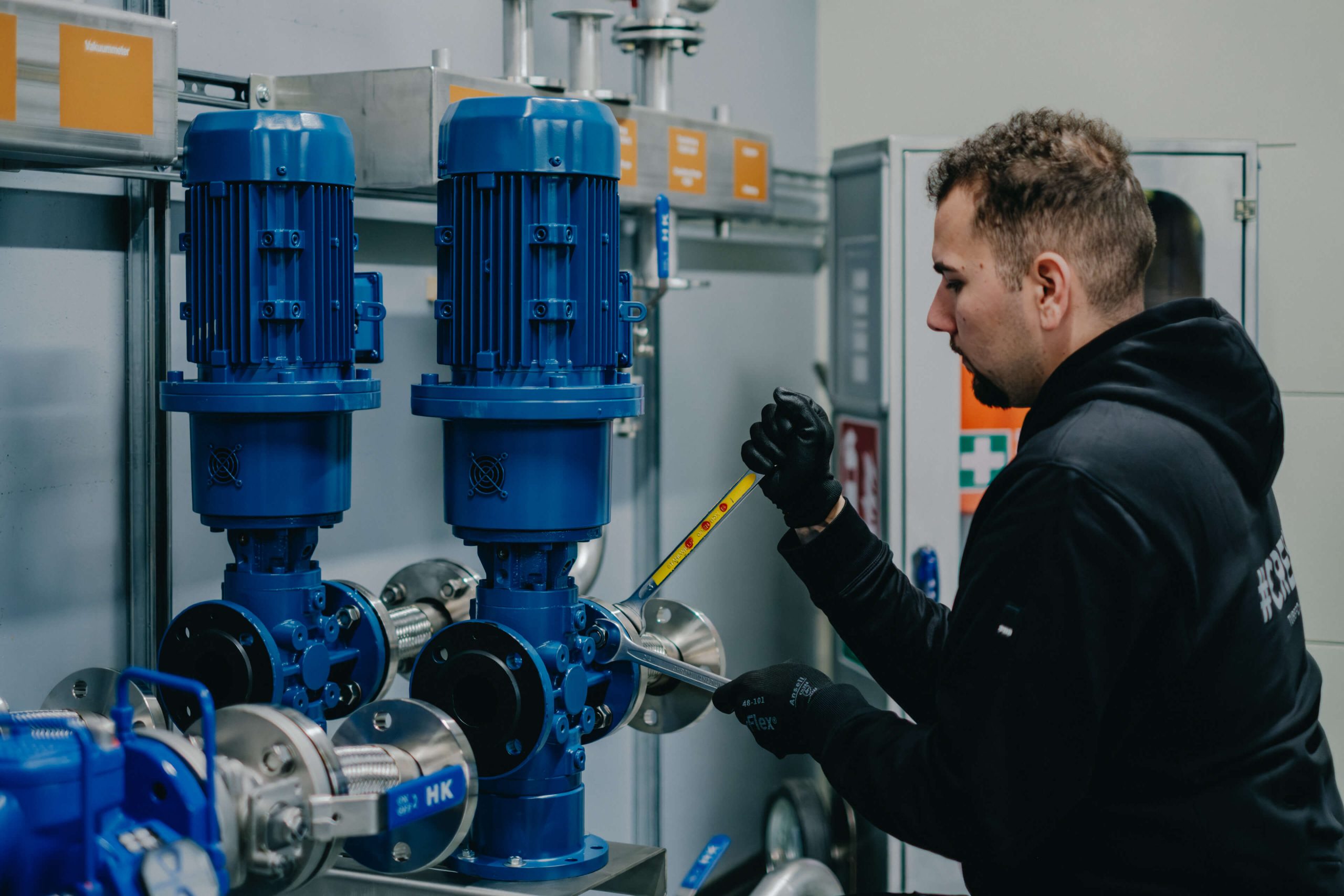 Brenn- und TreibstoffsystemeTUBEForce Trogen: All-in-One für Treibstoff- und Harnstoffsysteme.