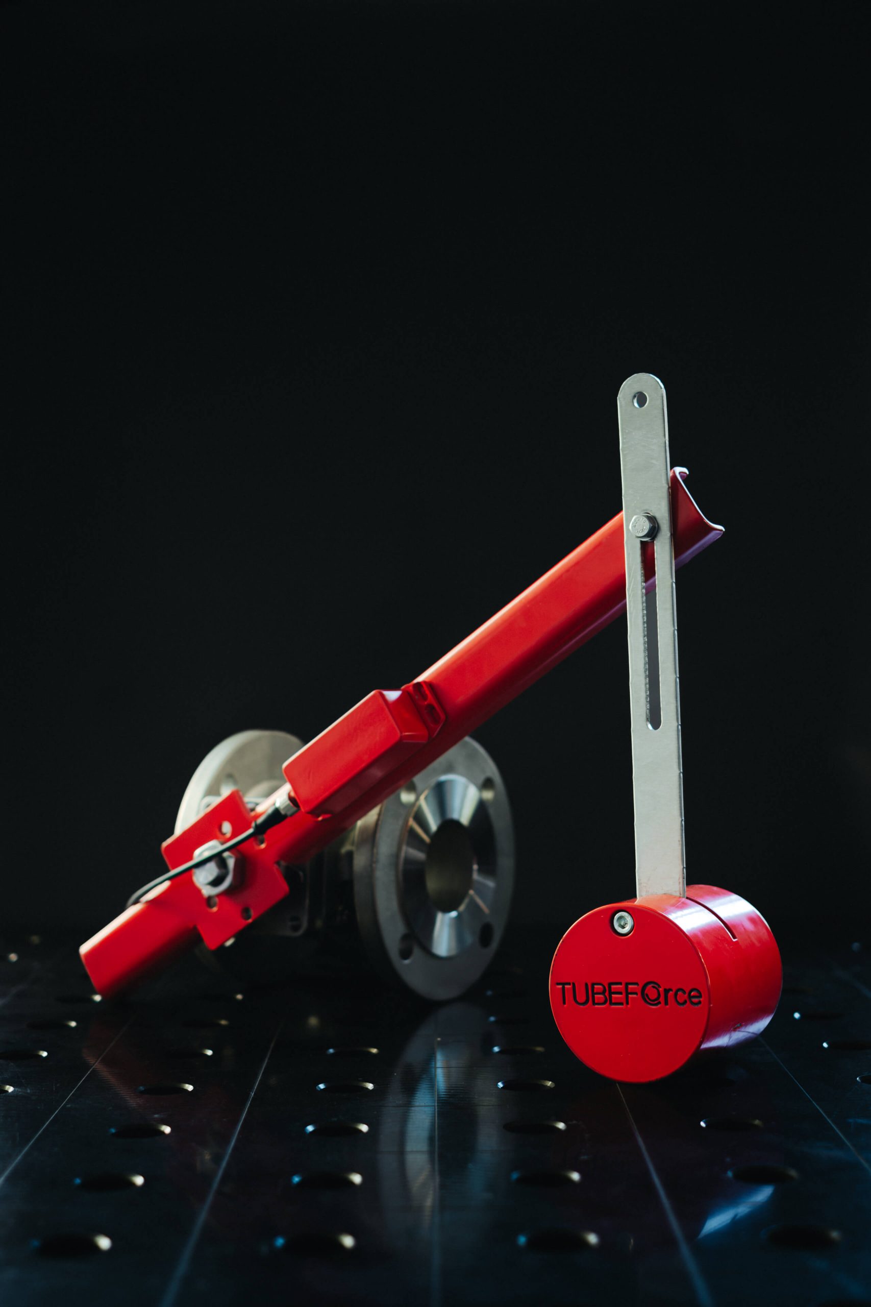 Leckwarnsysteme TUBEForce Trogen: All-in-One für Treibstoff- und Harnstoffsysteme.